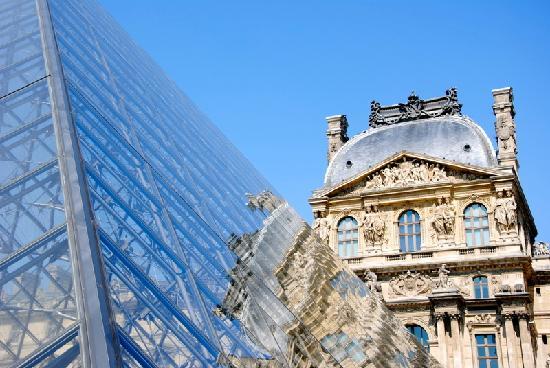 Paris-Louvre